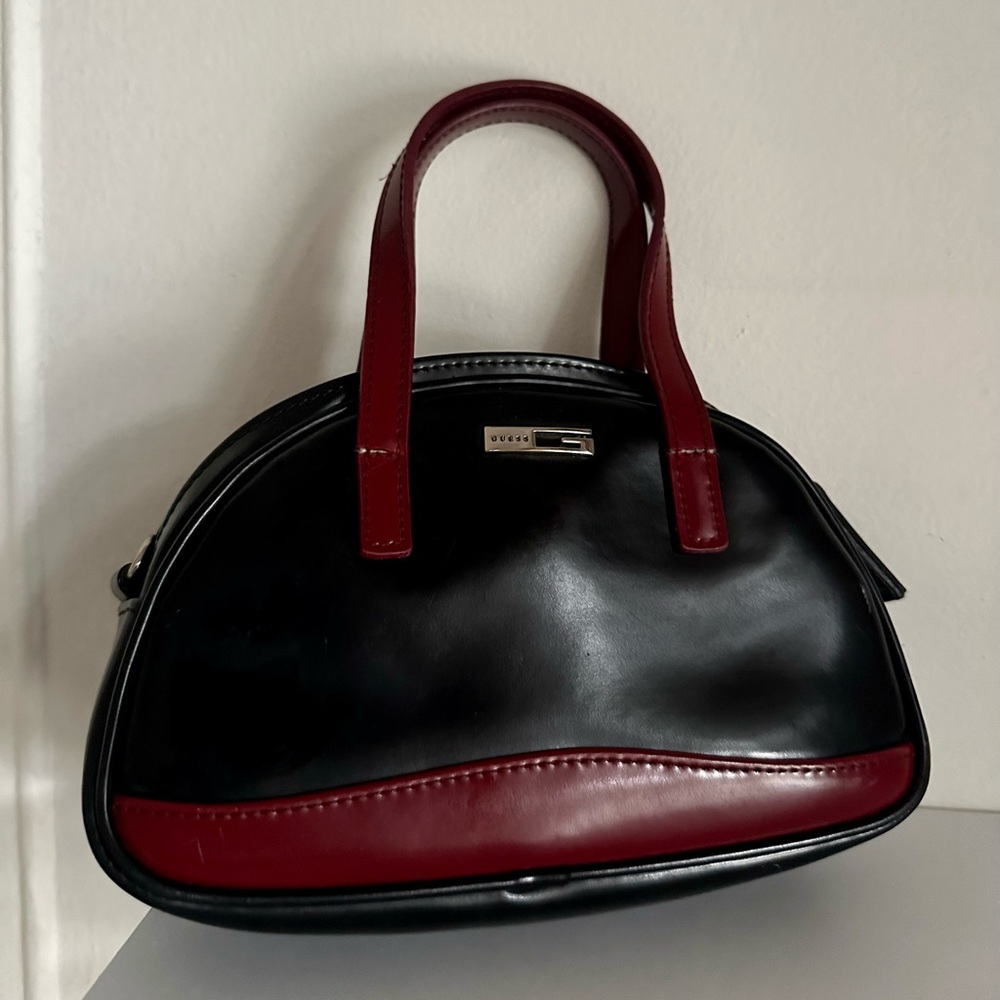 guess mini purse ~ red and black leather with removable shoulder strap